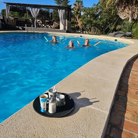 La Yuca Bed & Breakfast Ontinyent